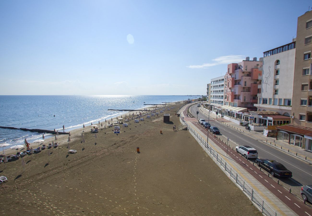 Apartment in Larnaca - Mackenzie Eftyhia Beachfront Suite