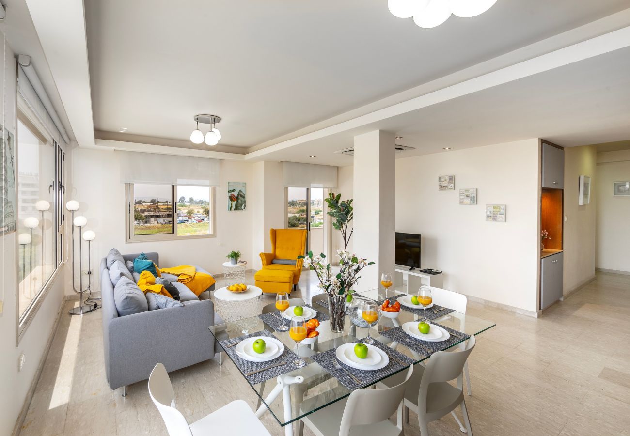 Apartment in Larnaca - Mackenzie Eftyhia Beachfront Suite