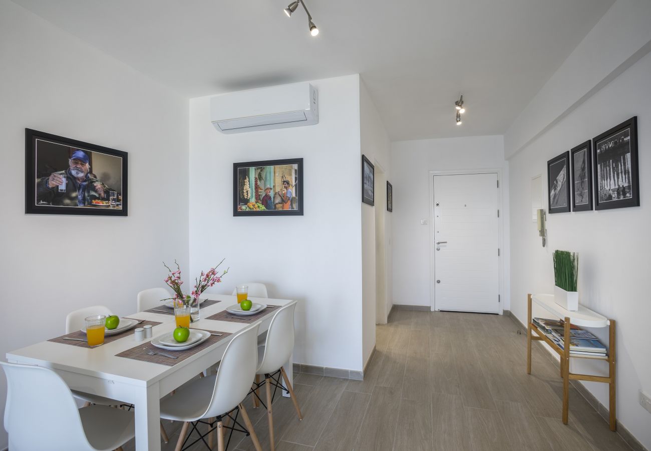 Apartment in Larnaca - Mackenzie Zoe Seafront Suite