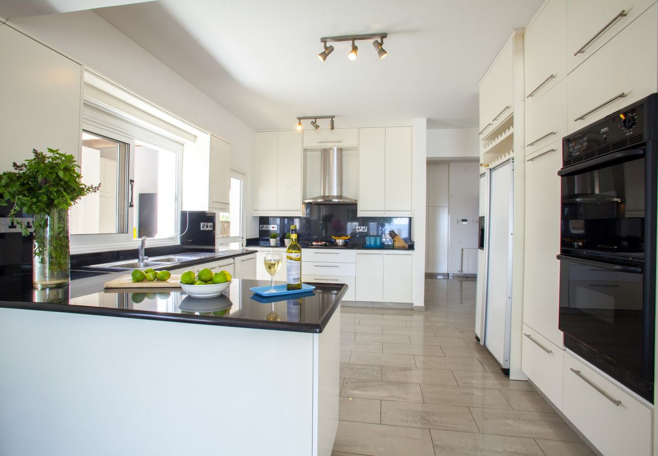Villa in Larnaca - Meneou Sunset Beachfront Villa