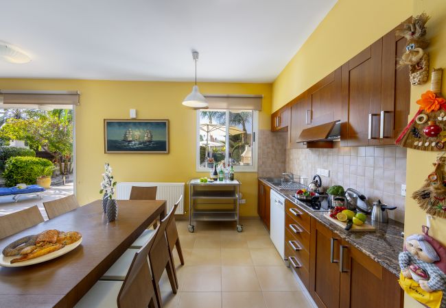 Villa in Larnaca - Pervolia Villa Anthea 12 Villa in Larnaca - Pervolia Villa Anthea 12