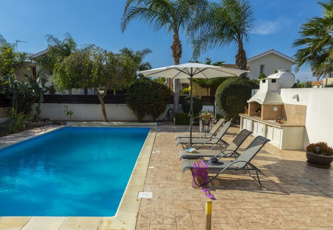 Villa in Larnaca - Pervolia Villa Anthea 12 Villa in Larnaca - Pervolia Villa Anthea 12