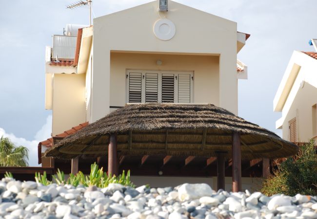 Villa in Larnaca - Beachfront Villa Meneou 5 Villa in Larnaca - Beachfront Villa Meneou 5