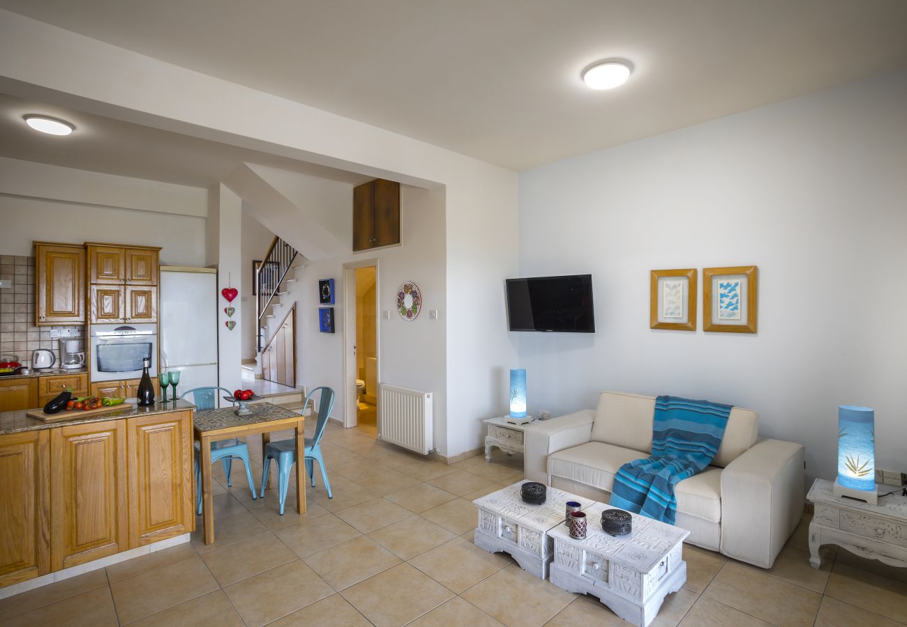 Villa in Larnaca - Beachfront Villa Meneou 5