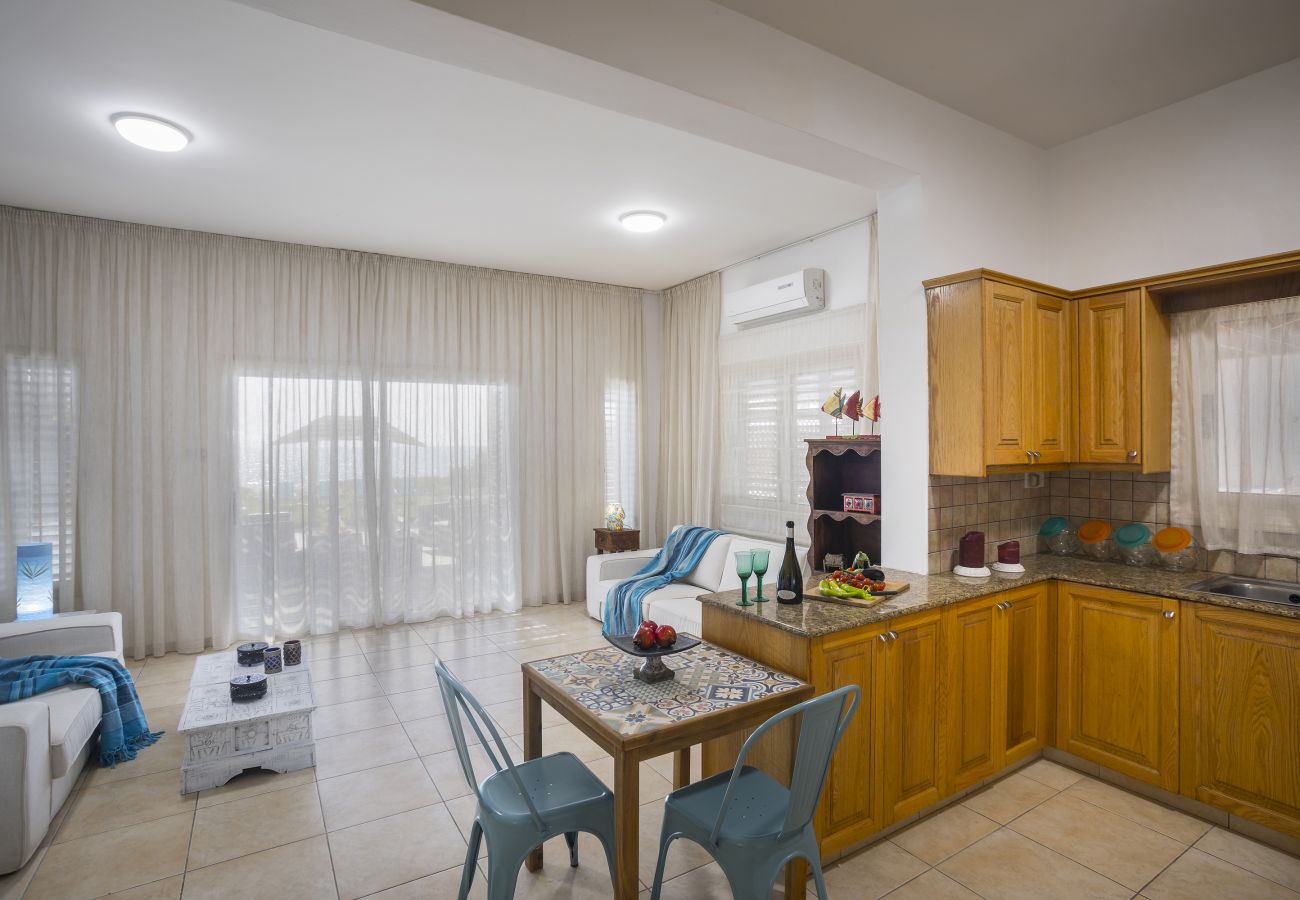 Villa in Larnaca - Beachfront Villa Meneou 5