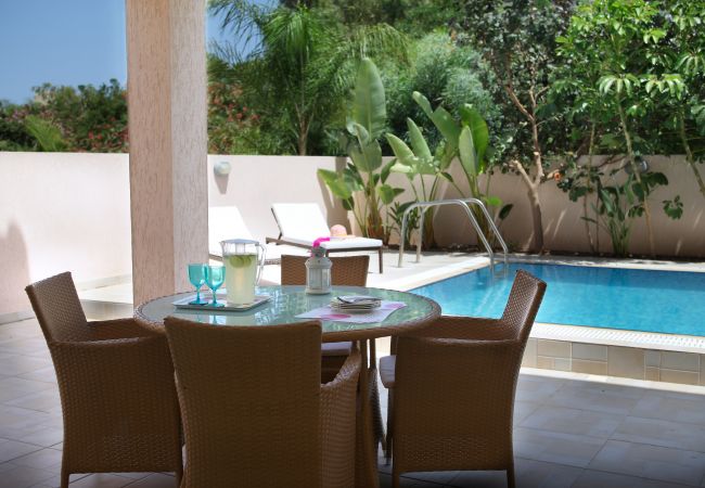 Villa in Protaras - Protaras Villa Michelle 8 Near The Beach Villa in Protaras - Protaras Villa Michelle 8 Near The Beach