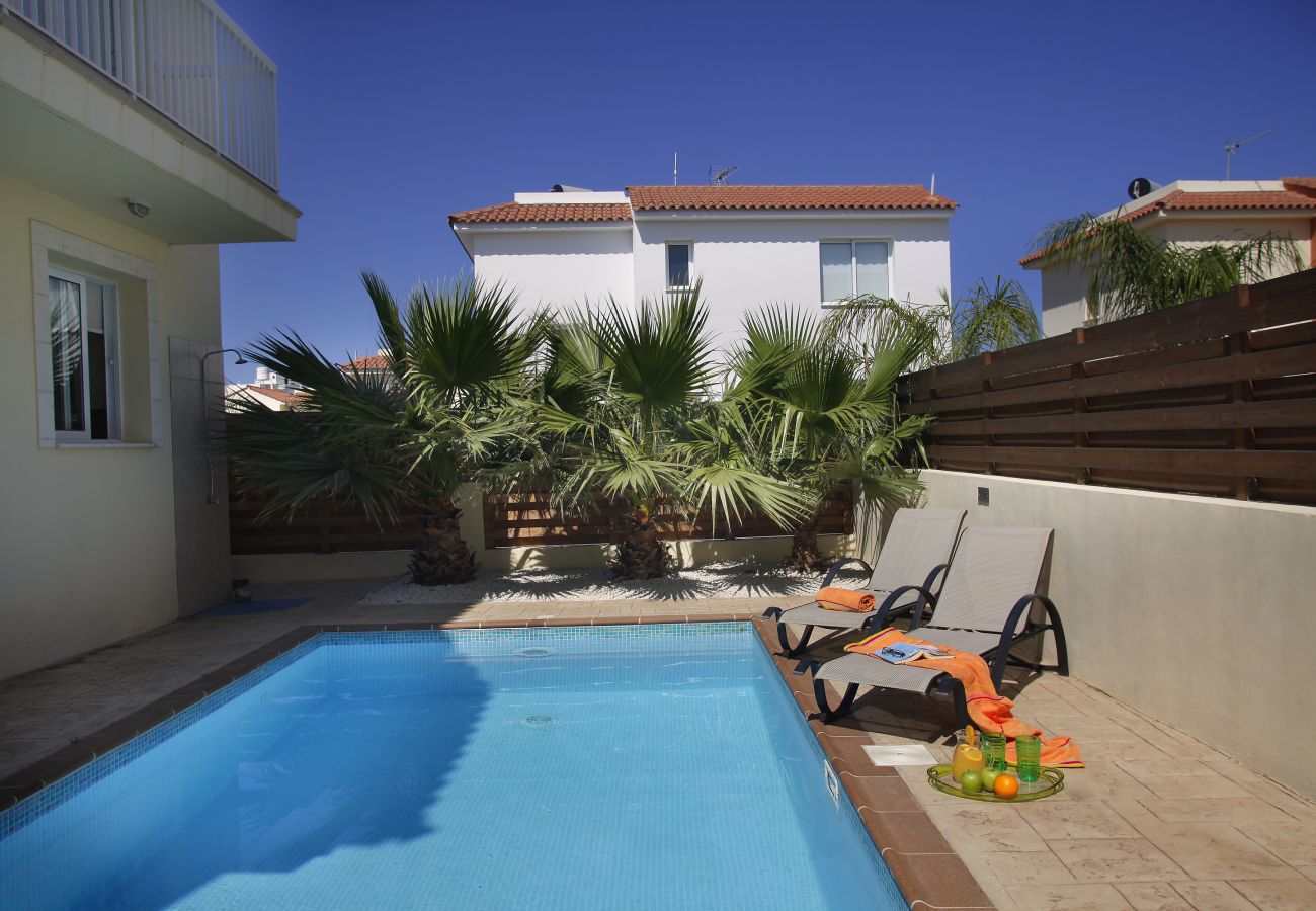 Villa in Protaras - Protaras Villa Clover Near The Beach