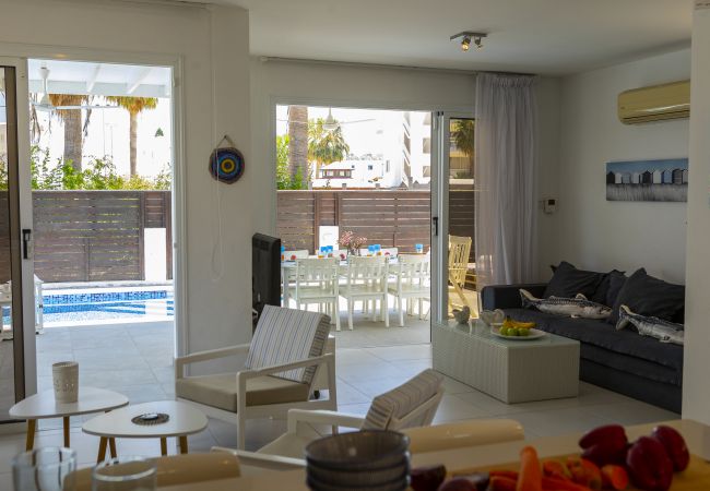 Villa in Protaras - Protaras Villa Passion 2 Min Walk To The Beach Villa in Protaras - Protaras Villa Passion 2 Min Walk To The Beach