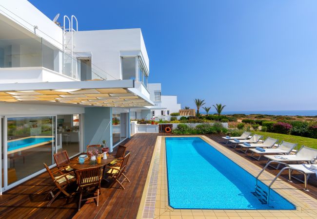 Villa in Protaras - Protaras Seafront Villa Alia Villa in Protaras - Protaras Seafront Villa Alia