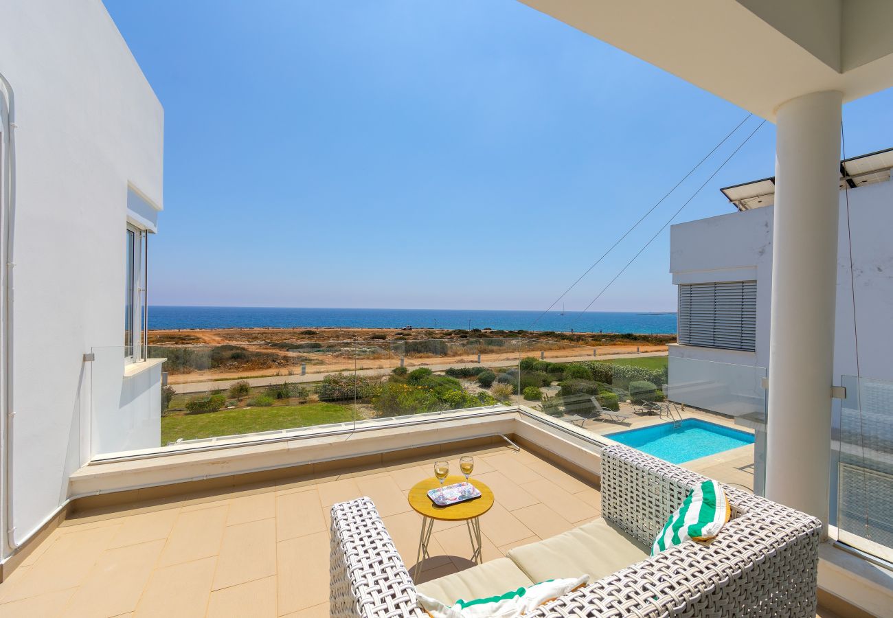 Villa in Protaras - Protaras Seafront Villa Alia