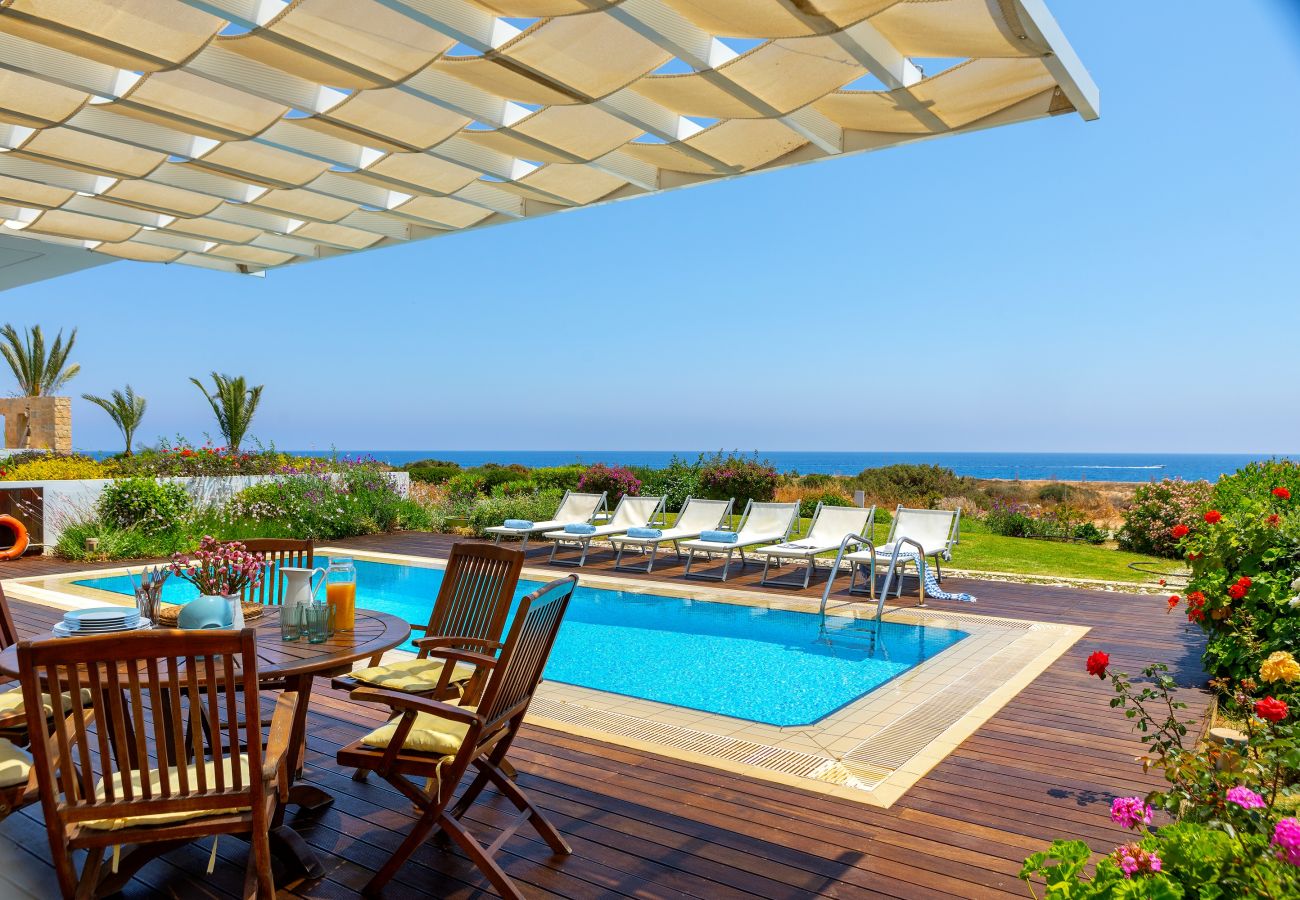 Villa in Protaras - Protaras Seafront Villa Alia