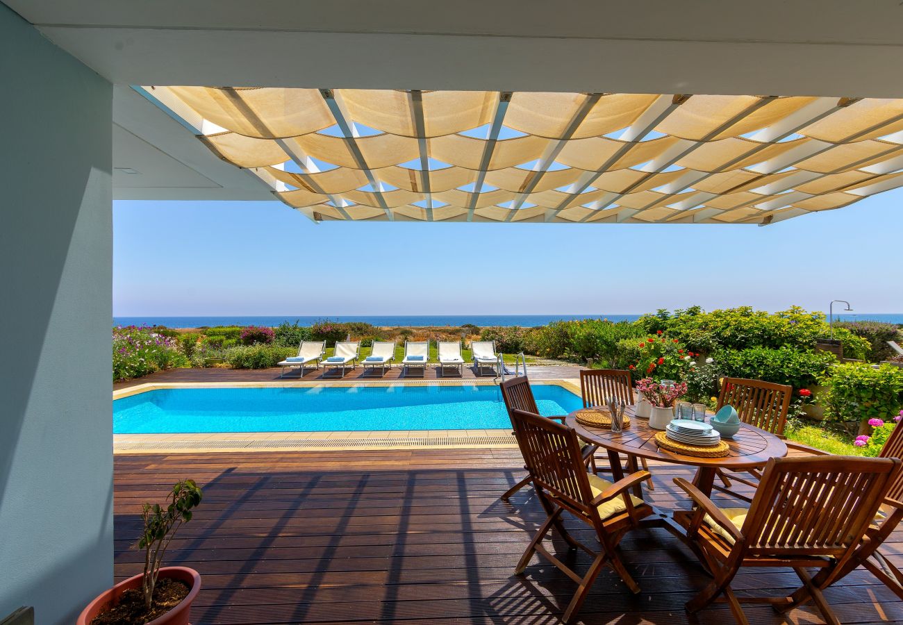 Villa in Protaras - Protaras Seafront Villa Alia