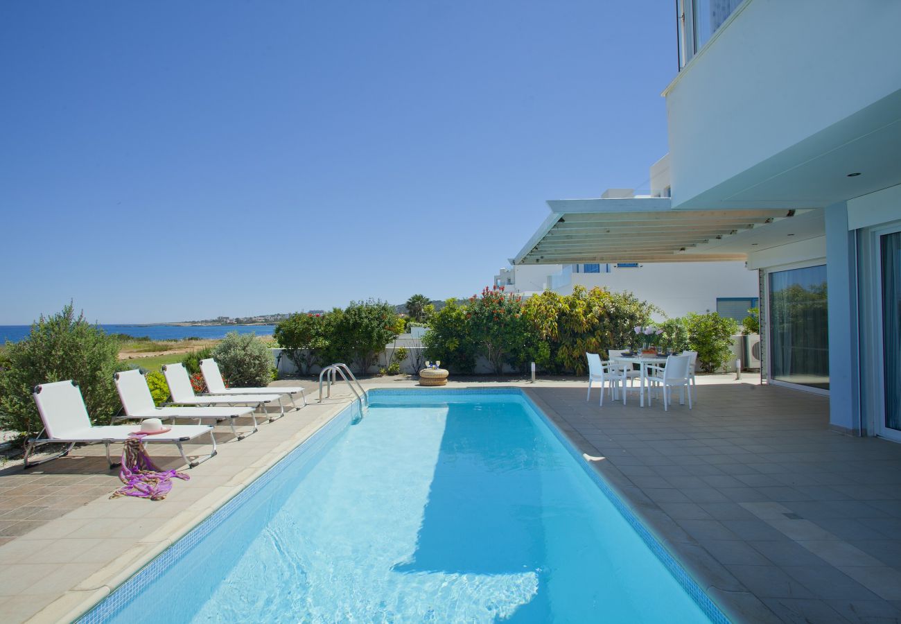 Villa in Protaras - Villa Melissa Selana Front Line Sea View