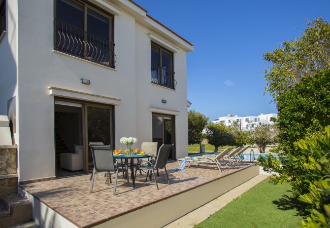 Villa in Protaras - Protaras Fig Tree Bay Villa Buena Vista Villa in Protaras - Protaras Fig Tree Bay Villa Buena Vista