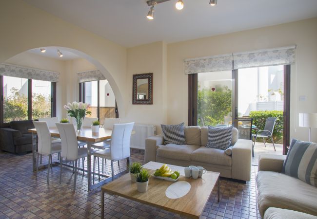 Villa in Protaras - Protaras Fig Tree Bay Villa Buena Vista Villa in Protaras - Protaras Fig Tree Bay Villa Buena Vista