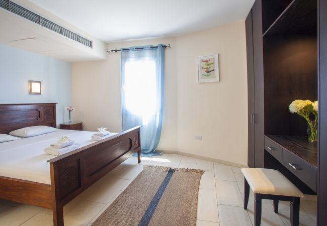 Villa in Protaras - Protaras Fig Tree Bay Seafront Villa Infinite Aretousa Villa in Protaras - Protaras Fig Tree Bay Seafront Villa Infinite Aretousa