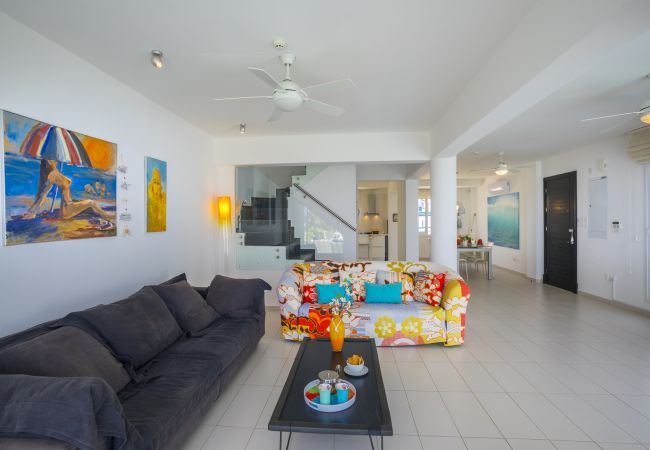 Villa in Protaras - Protaras Seafront Villa Sirina Pearl Villa in Protaras - Protaras Seafront Villa Sirina Pearl