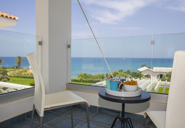 Villa in Protaras - Protaras Seafront Villa Sirina Pearl Villa in Protaras - Protaras Seafront Villa Sirina Pearl