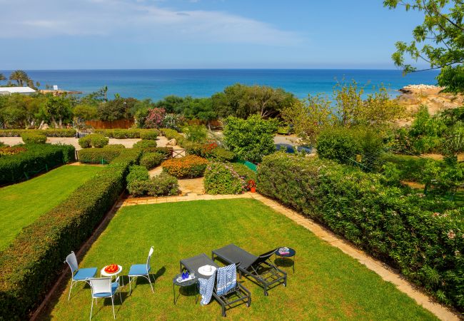Villa in Protaras - Protaras Sirina Waterfront Villa Villa in Protaras - Protaras Sirina Waterfront Villa