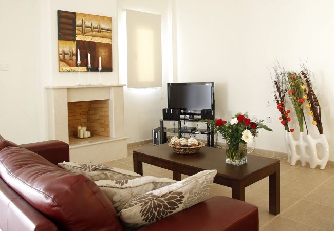 Villa in Protaras - Protaras Villa Elise Near Fig Tree Bay Beach Villa in Protaras - Protaras Villa Elise Near Fig Tree Bay Beach