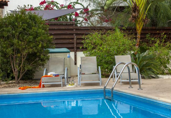 Villa in Protaras - Protaras Villa Cliantha Near Fig Tree Bay Beach Villa in Protaras - Protaras Villa Cliantha Near Fig Tree Bay Beach