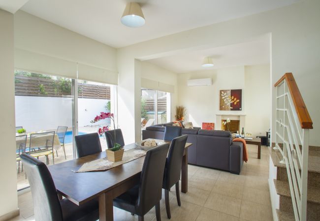 Villa in Protaras - Protaras Villa Cliantha Near Fig Tree Bay Beach Villa in Protaras - Protaras Villa Cliantha Near Fig Tree Bay Beach