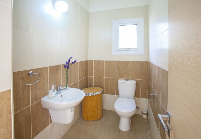 Villa in Protaras - Protaras Villa Cliantha Near Fig Tree Bay Beach Villa in Protaras - Protaras Villa Cliantha Near Fig Tree Bay Beach