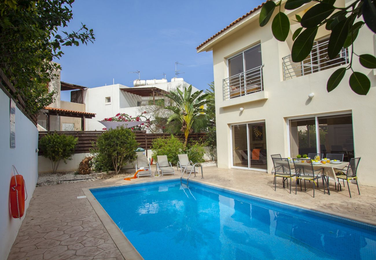 Villa in Protaras - Protaras Villa Cliantha Near Fig Tree Bay Beach