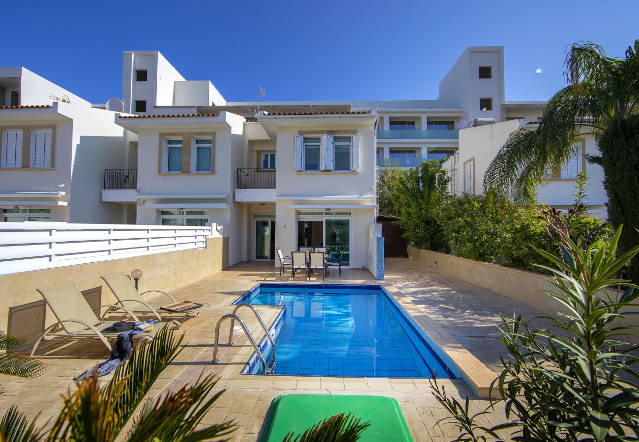 Villa in Protaras - Protaras Villa Marilia Near Fig Tree Bay Beach