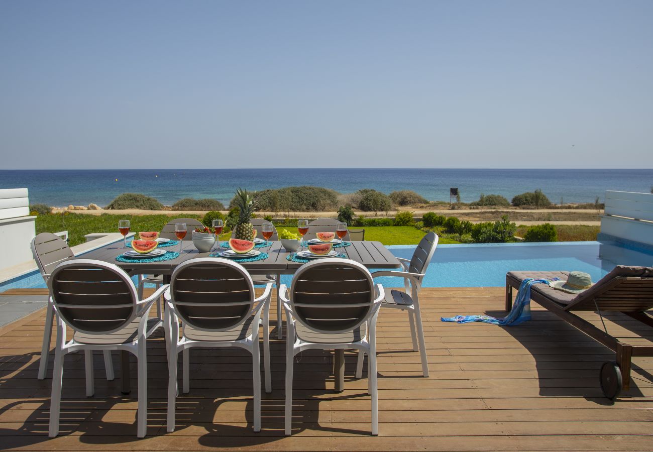 Villa in Protaras - Protaras Villa Eponine With Sea View