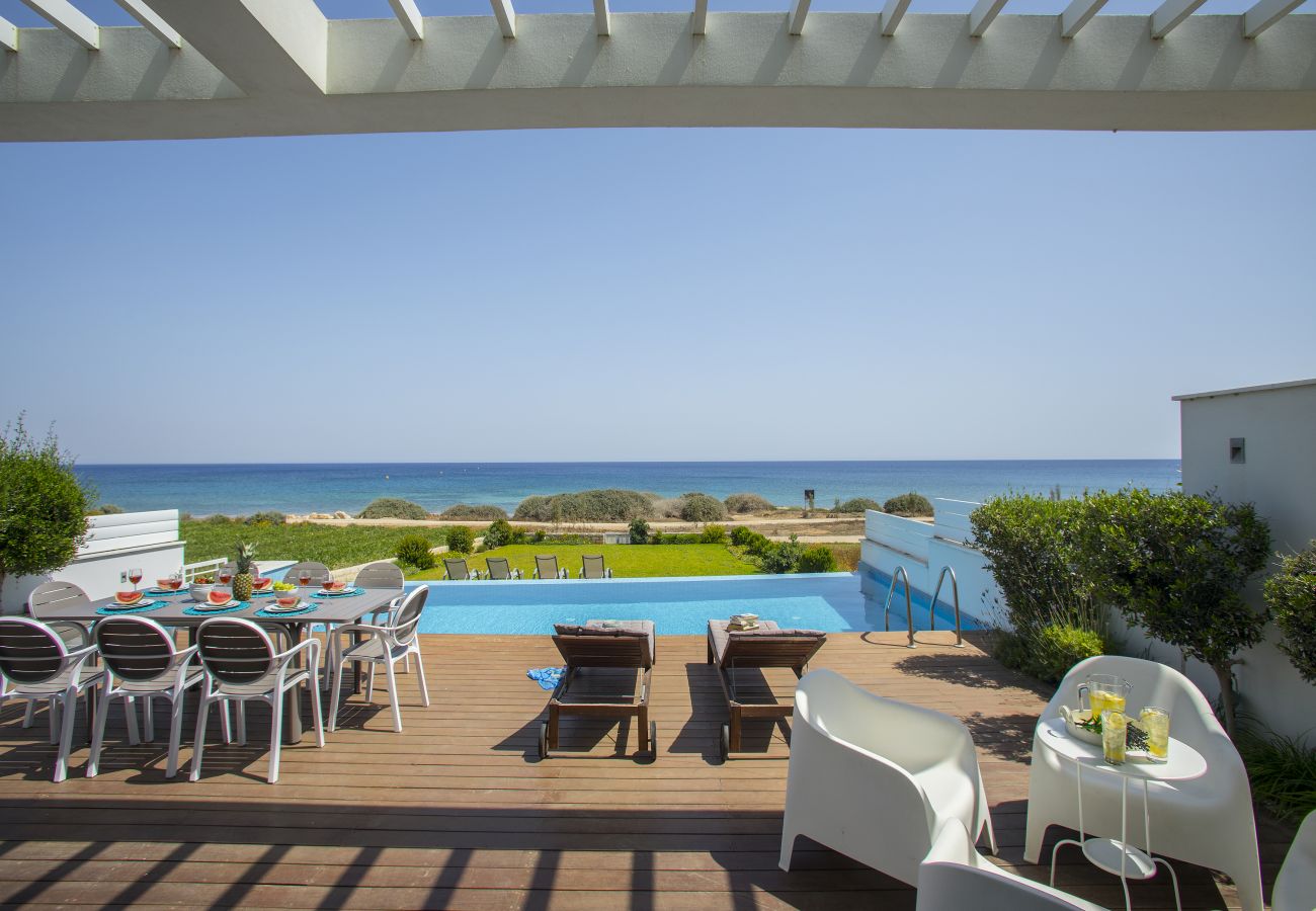 Villa in Protaras - Protaras Villa Eponine With Sea View