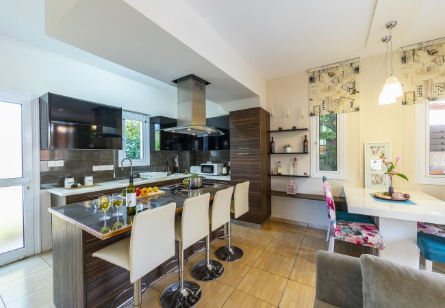 Villa in Protaras - Protaras Villa Rocco Near The Beach Villa in Protaras - Protaras Villa Rocco Near The Beach