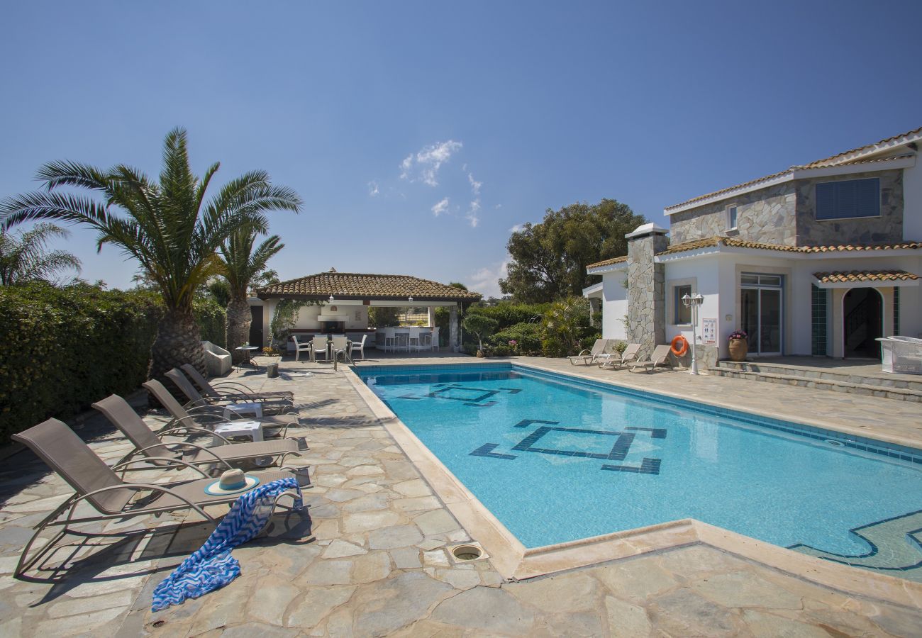 Villa in Protaras - Villa Mazeri Near Protaras And Ayia Napa