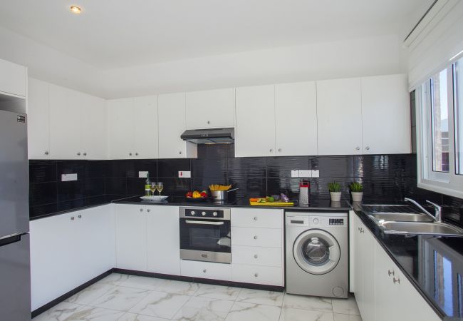 Villa in Protaras - Protaras Villa Hollywood Near To The Centre Villa in Protaras - Protaras Villa Hollywood Near To The Centre