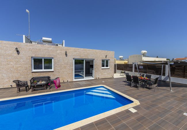 Villa in Protaras - Protaras Villa Golden Dream Near To The Centre Villa in Protaras - Protaras Villa Golden Dream Near To The Centre