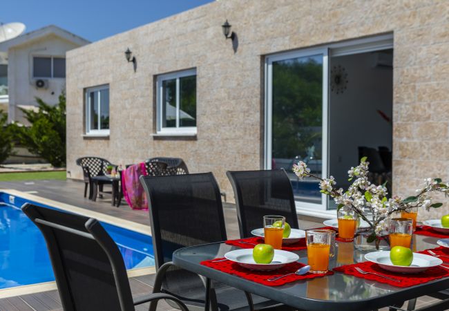 Villa in Protaras - Protaras Villa Golden Dream Near To The Centre Villa in Protaras - Protaras Villa Golden Dream Near To The Centre