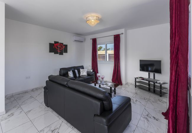 Villa in Protaras - Protaras Villa Golden Dream Near To The Centre Villa in Protaras - Protaras Villa Golden Dream Near To The Centre