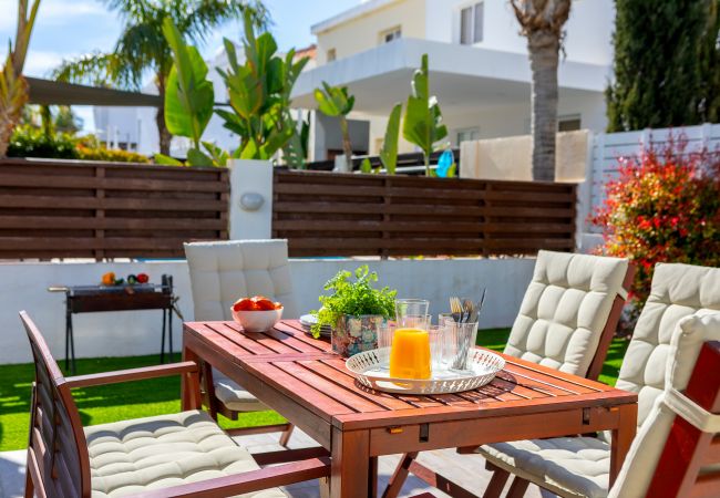 Villa in Protaras - Protaras Villa Galleria Sunset Villa in Protaras - Protaras Villa Galleria Sunset