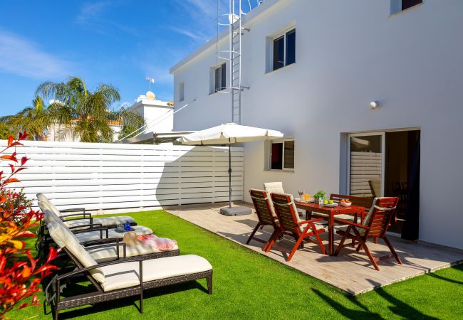 Villa in Protaras - Protaras Villa Galleria Sunset Villa in Protaras - Protaras Villa Galleria Sunset