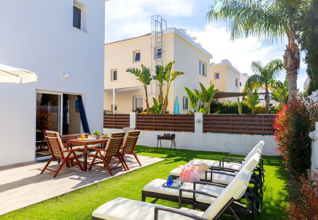 Villa in Protaras - Protaras Villa Galleria Sunset Villa in Protaras - Protaras Villa Galleria Sunset