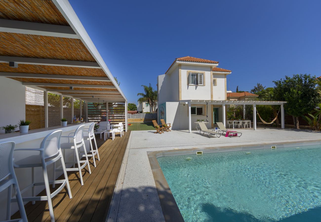 Villa in Protaras - Protaras Villa Nefeli Near Fig Tree Bay