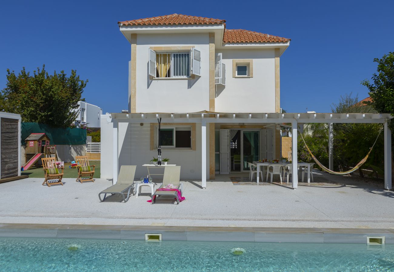 Villa in Protaras - Protaras Villa Nefeli Near Fig Tree Bay