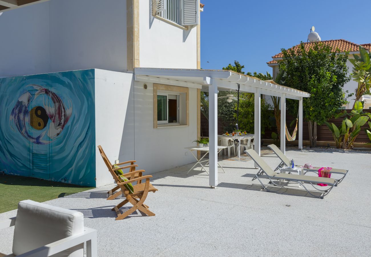 Villa in Protaras - Protaras Villa Nefeli Near Fig Tree Bay