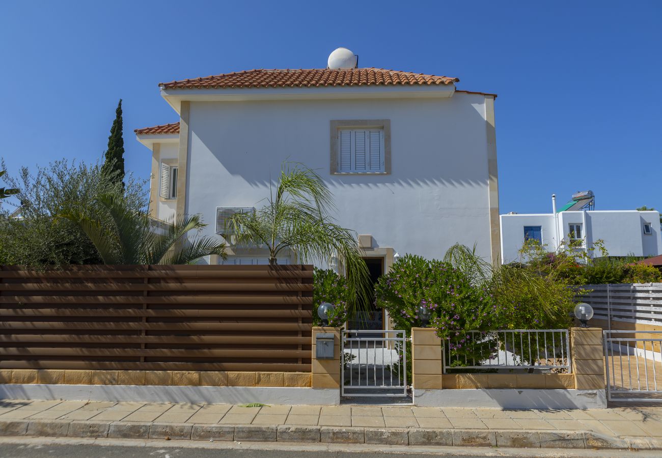 Villa in Protaras - Protaras Villa Nefeli Near Fig Tree Bay