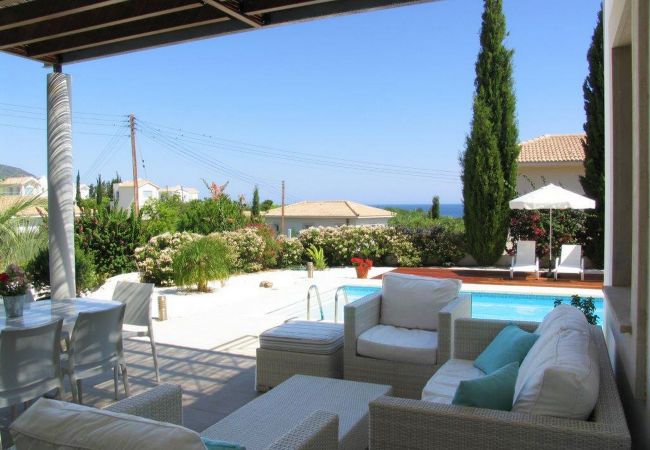 Villa in Latsi - Carob Tree villa near The Centre  Villa in Latsi - Carob Tree villa near The Centre