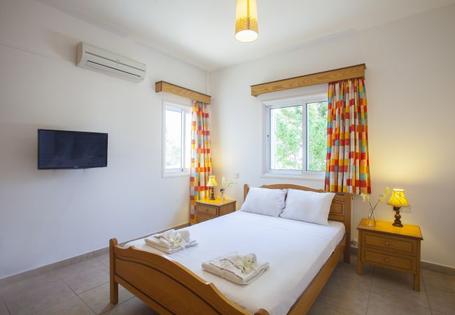 Villa in Protaras - Protaras Views With Large Plot Villa in Protaras - Protaras Views With Large Plot