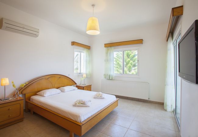 Villa in Protaras - Protaras Views With Large Plot Villa in Protaras - Protaras Views With Large Plot