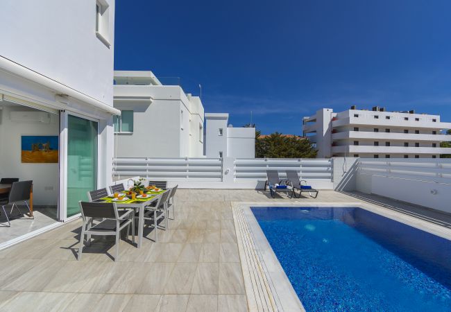 Villa in Protaras - Protaras Villa Araella Near The Centre Villa in Protaras - Protaras Villa Araella Near The Centre