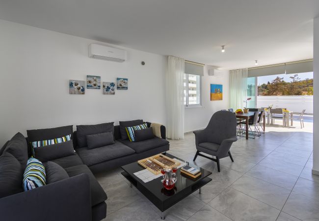 Villa in Protaras - Protaras Villa Araella Near The Centre Villa in Protaras - Protaras Villa Araella Near The Centre