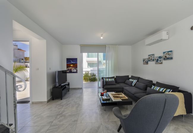 Villa in Protaras - Protaras Villa Araella Near The Centre Villa in Protaras - Protaras Villa Araella Near The Centre